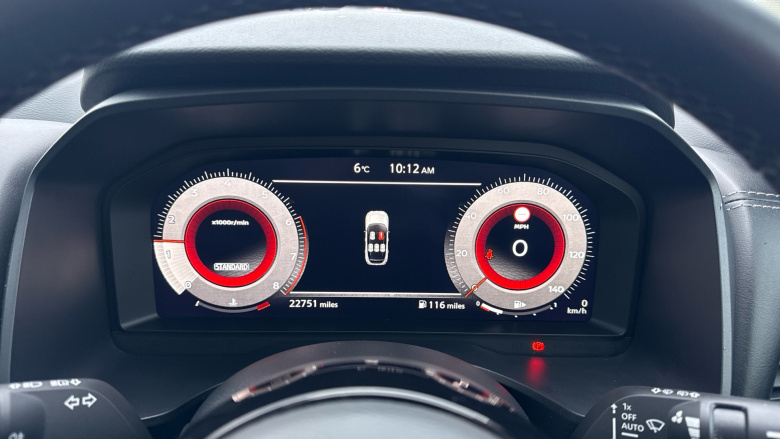 Nissan Qashqai 1.3 DiG-T MH N-Connecta [Glass Roof] 5dr Petrol Hatchback